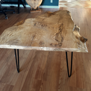 Oak end grain cutting board in Danish oak on a workshop table