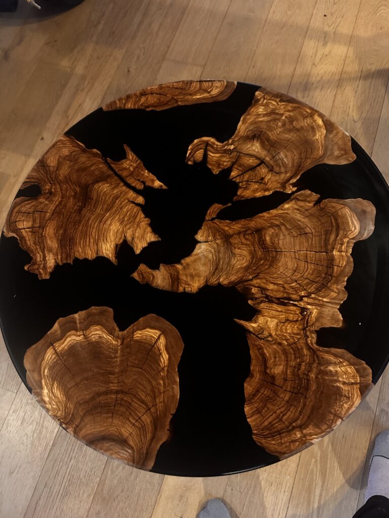 Arcapellaco Round Table 1
