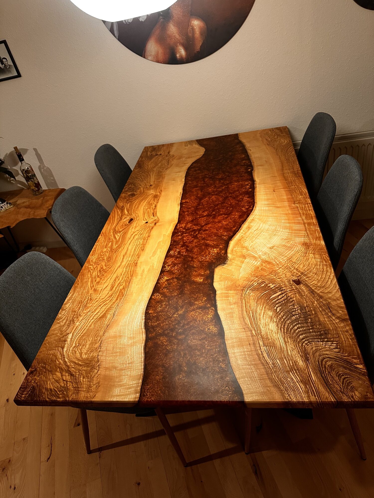 Rivertable (epoxy)